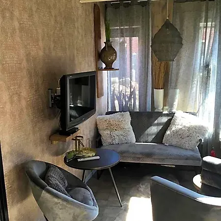 Het De Wadden Bed and breakfast 3*
