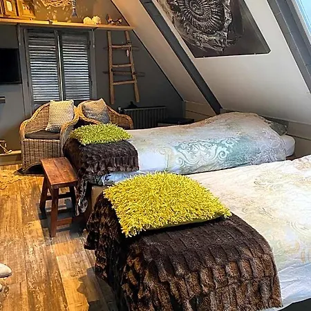 Het De Wadden Bed and breakfast 3*