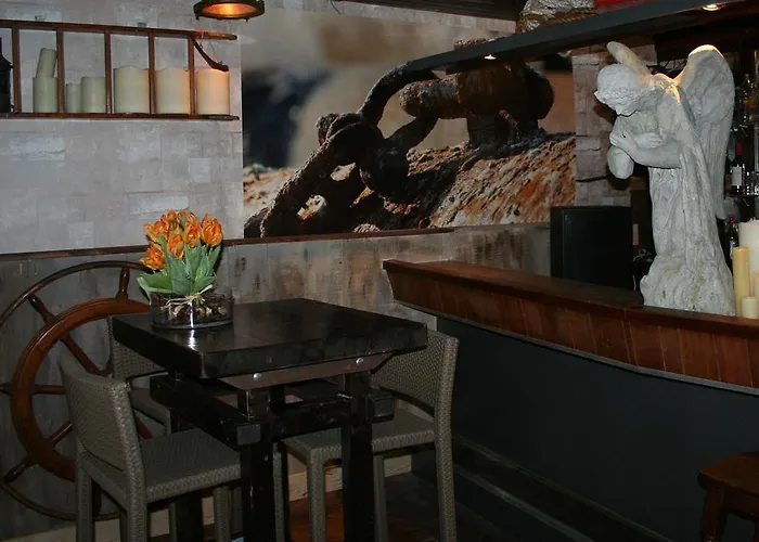 Het De Wadden 3* Den Oever