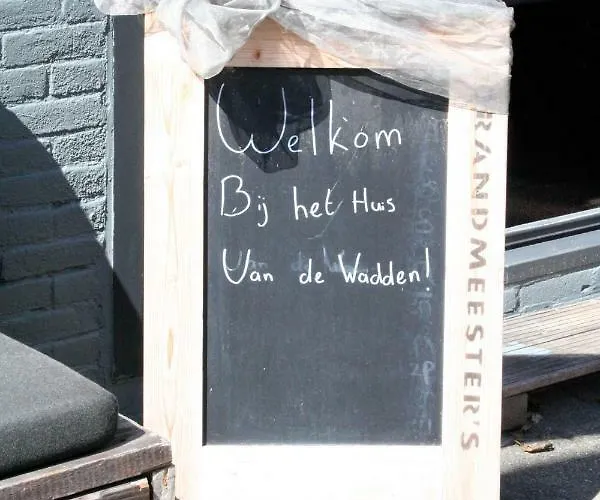 Het De Wadden Bed & Breakfast Den Oever